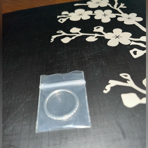 Titanium ring - Picture 6 of 9